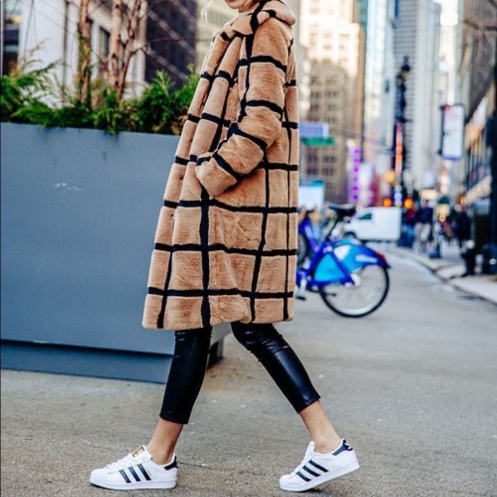 Faux Fur Coat XS